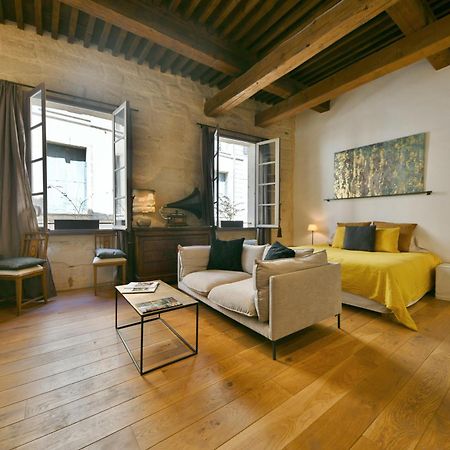 "La Suite" 3 Etoiles Uzes Exterior photo